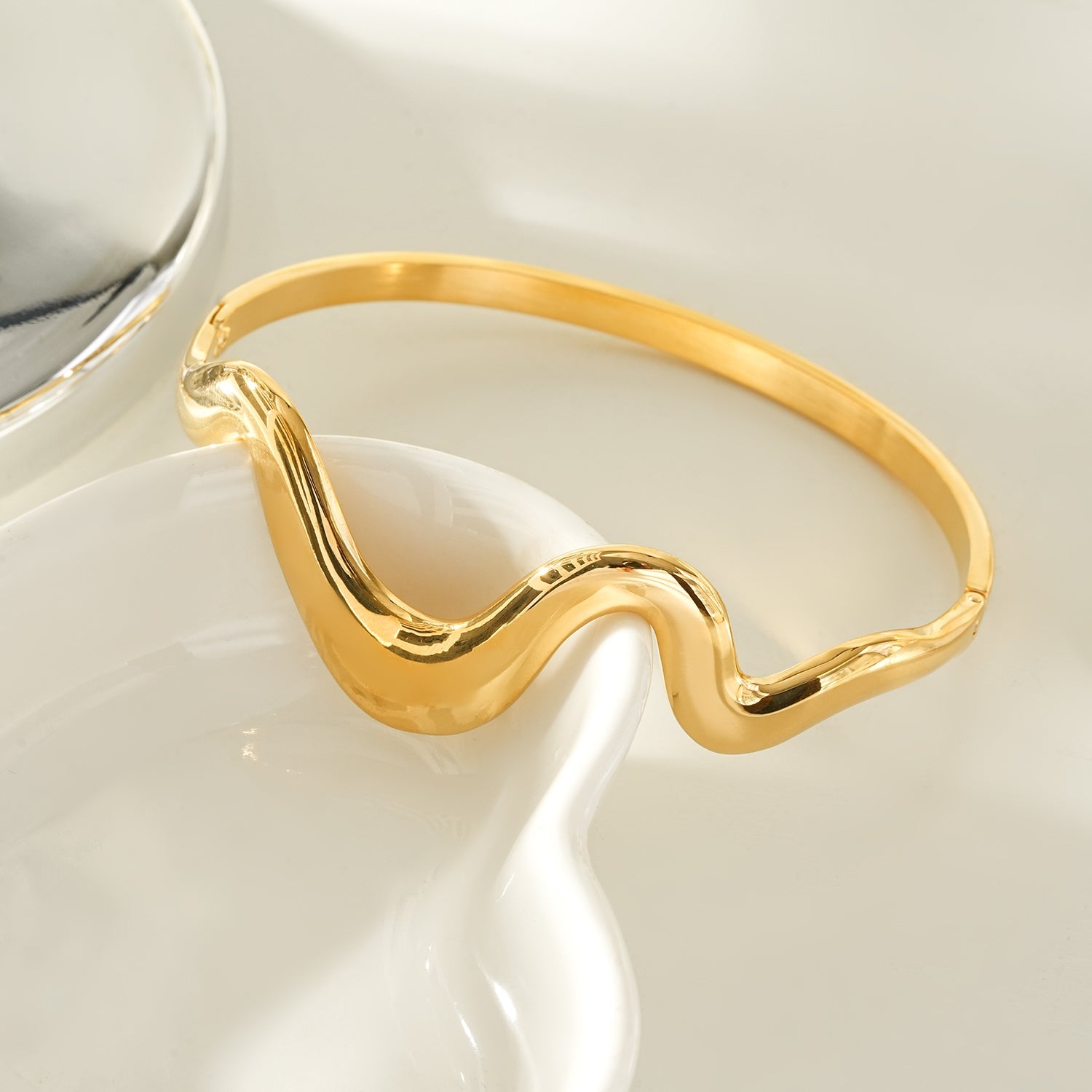 SEBASTIAN  Gold: Artfully Curved Avant-Garde Abstract Bracelet